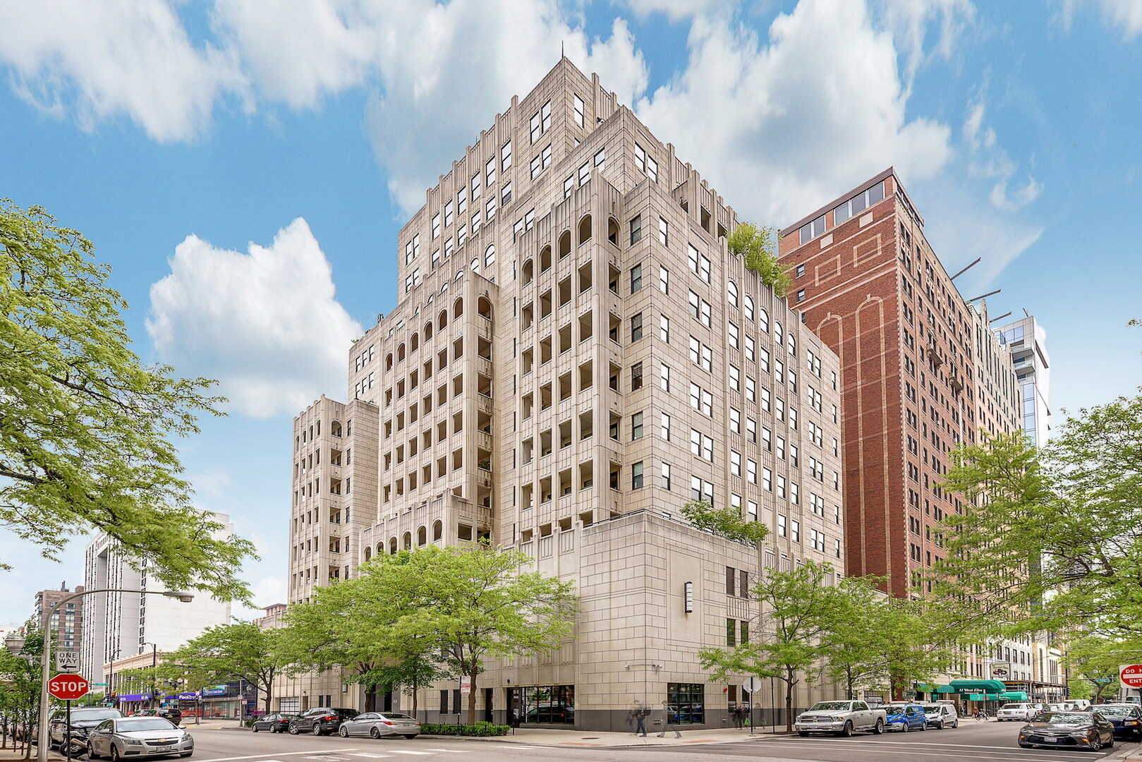 1155 Dearborn Unit 801 ,Chicago, Illinois 60610