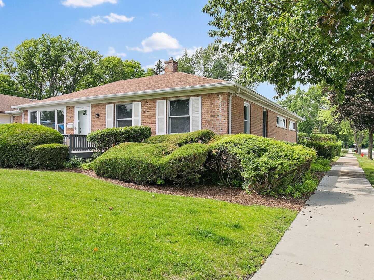 152 Daniels ,Palatine, Illinois 60067