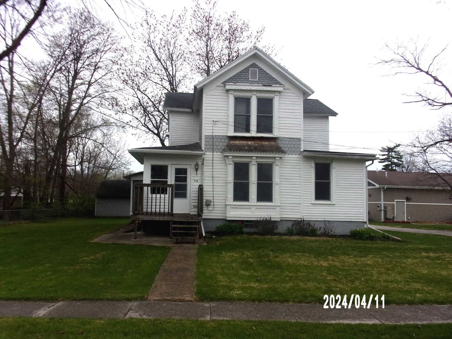 318 Chicago ,Milford, Illinois 60953