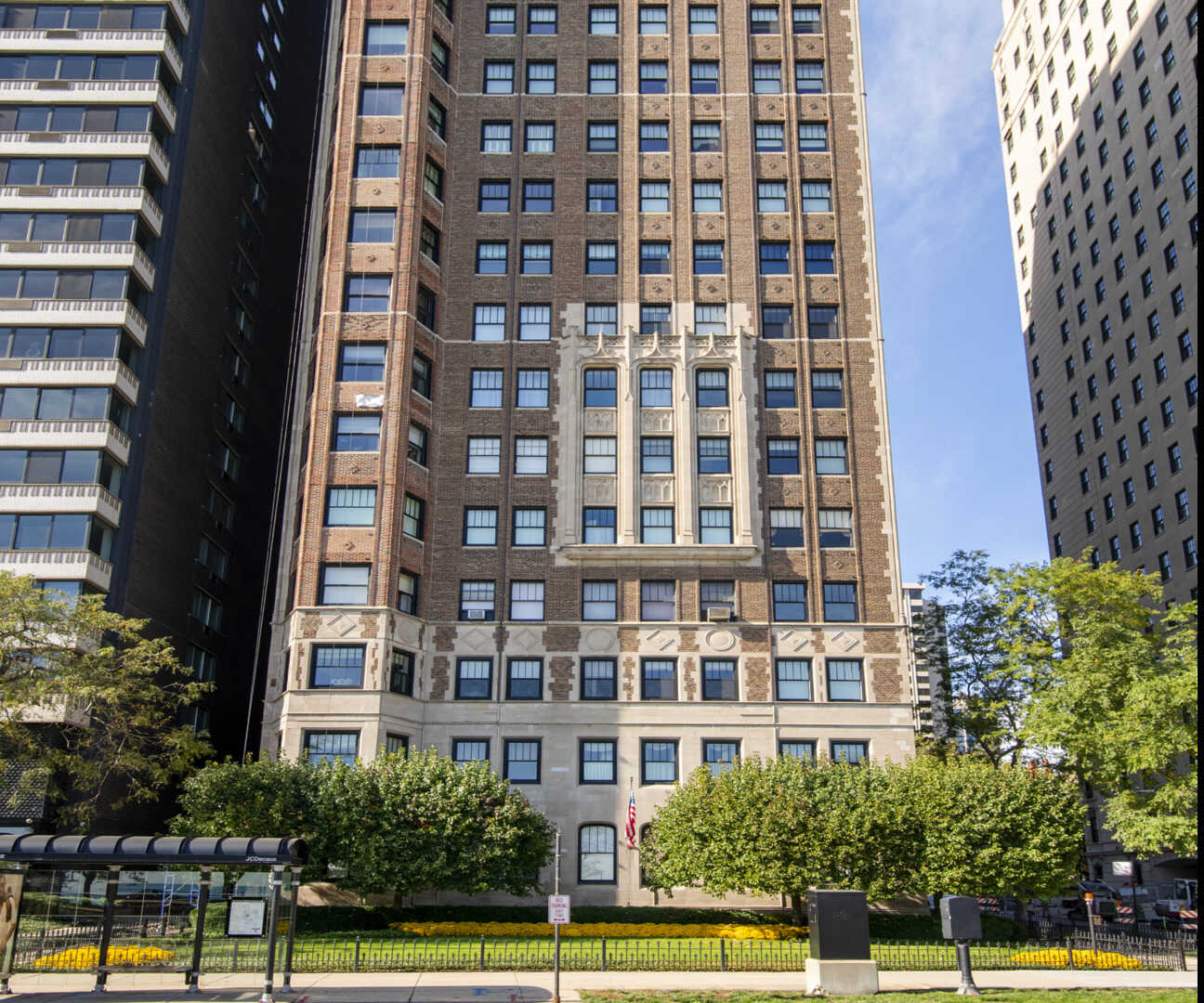 1448 Lake Shore Unit 2c ,Chicago, Illinois 60610